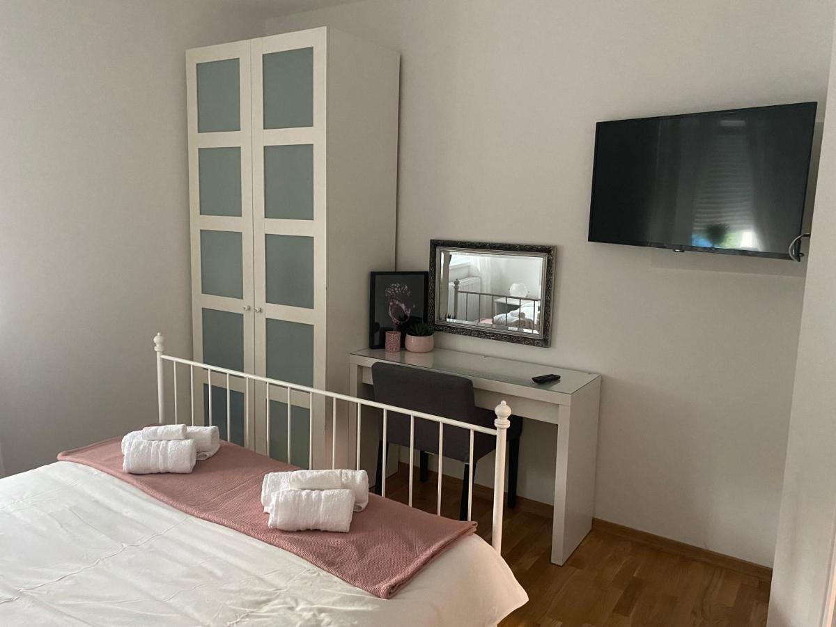 Penthouse West S Apartman Varasd Kültér fotó