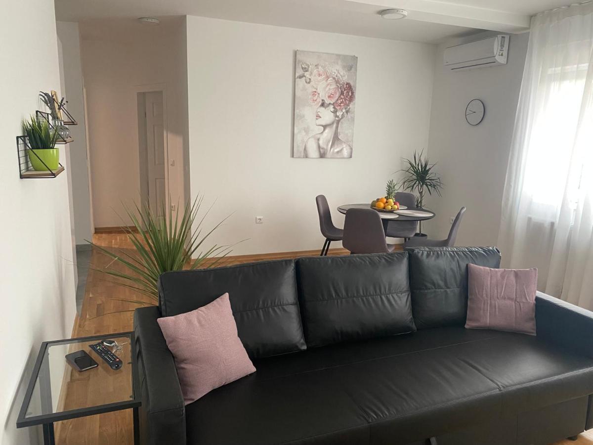 Penthouse West S Apartman Varasd Kültér fotó