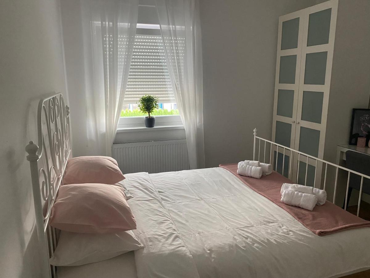 Penthouse West S Apartman Varasd Kültér fotó